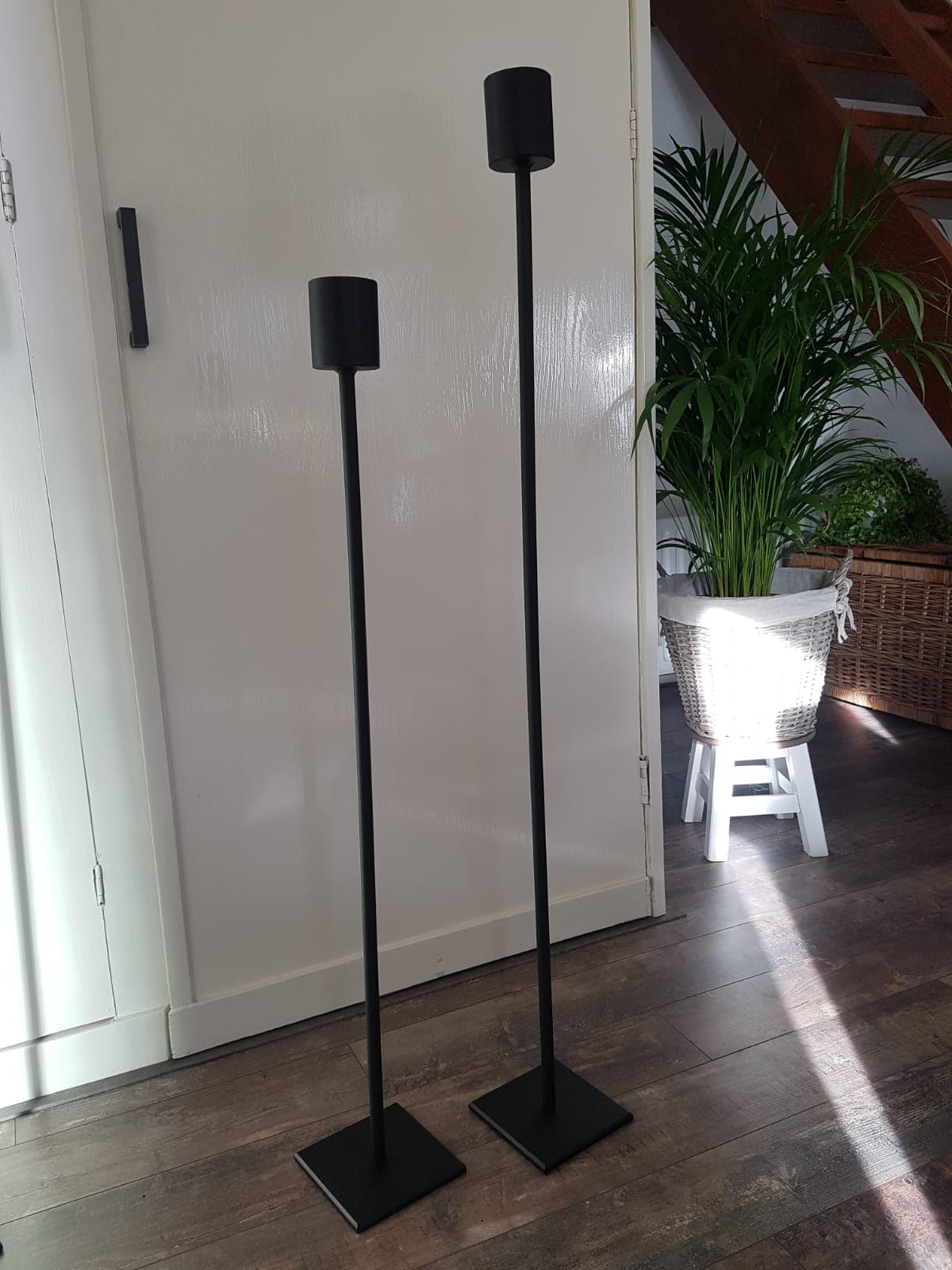 Kaarsenstandaards van staal