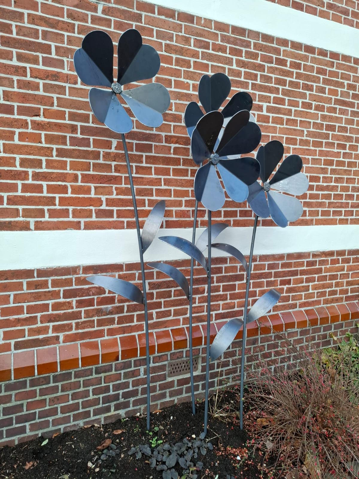 Stalen tuinbloem model 2