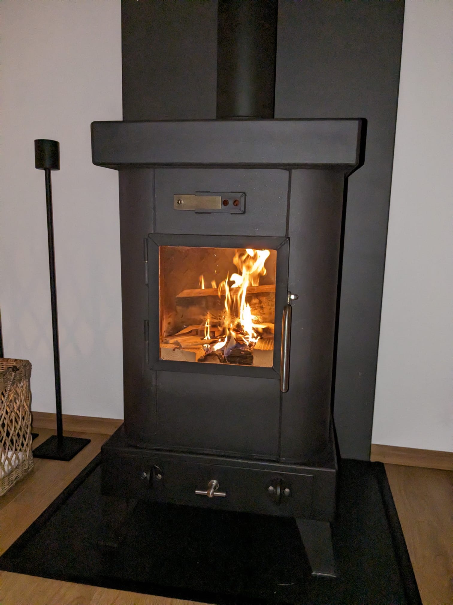 Sierlijke Houtkachel (binnen) 4