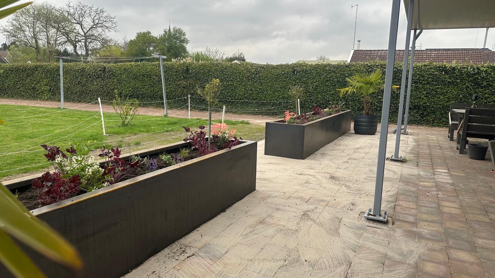 Cortenstalen Plantenbak 7