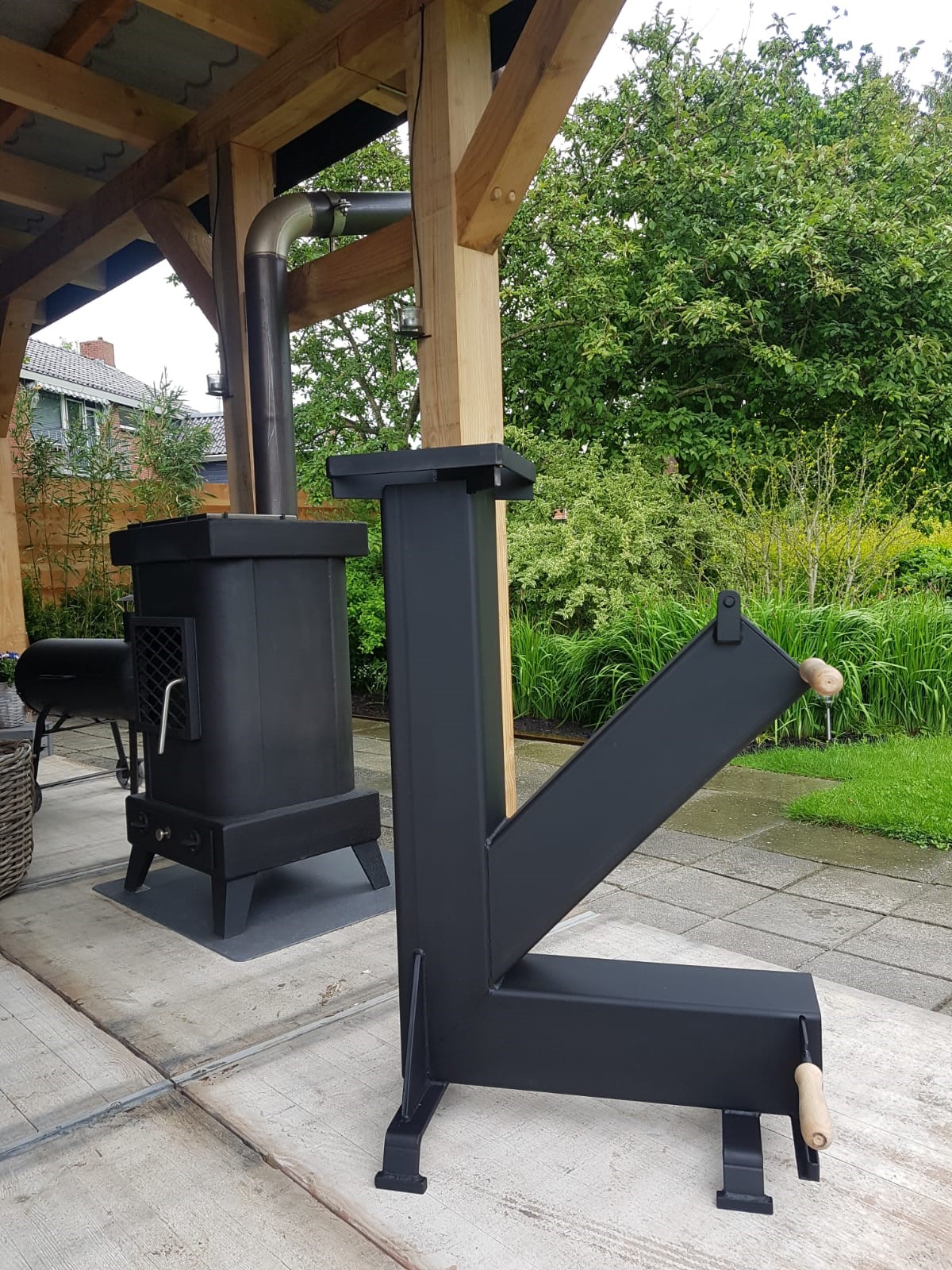 Rocket Stove in gebruik